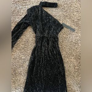 beautiful black sequin dress🖤